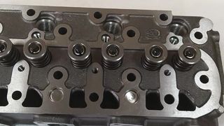 Pezzi di ricambio del motore di alta qualità della testata del cilindro Kubota V1505